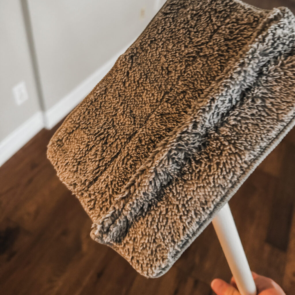 Review: Do Baseboard Cleaning Tools Work?Review: Are Baseboard Cleaning Tools Effective?